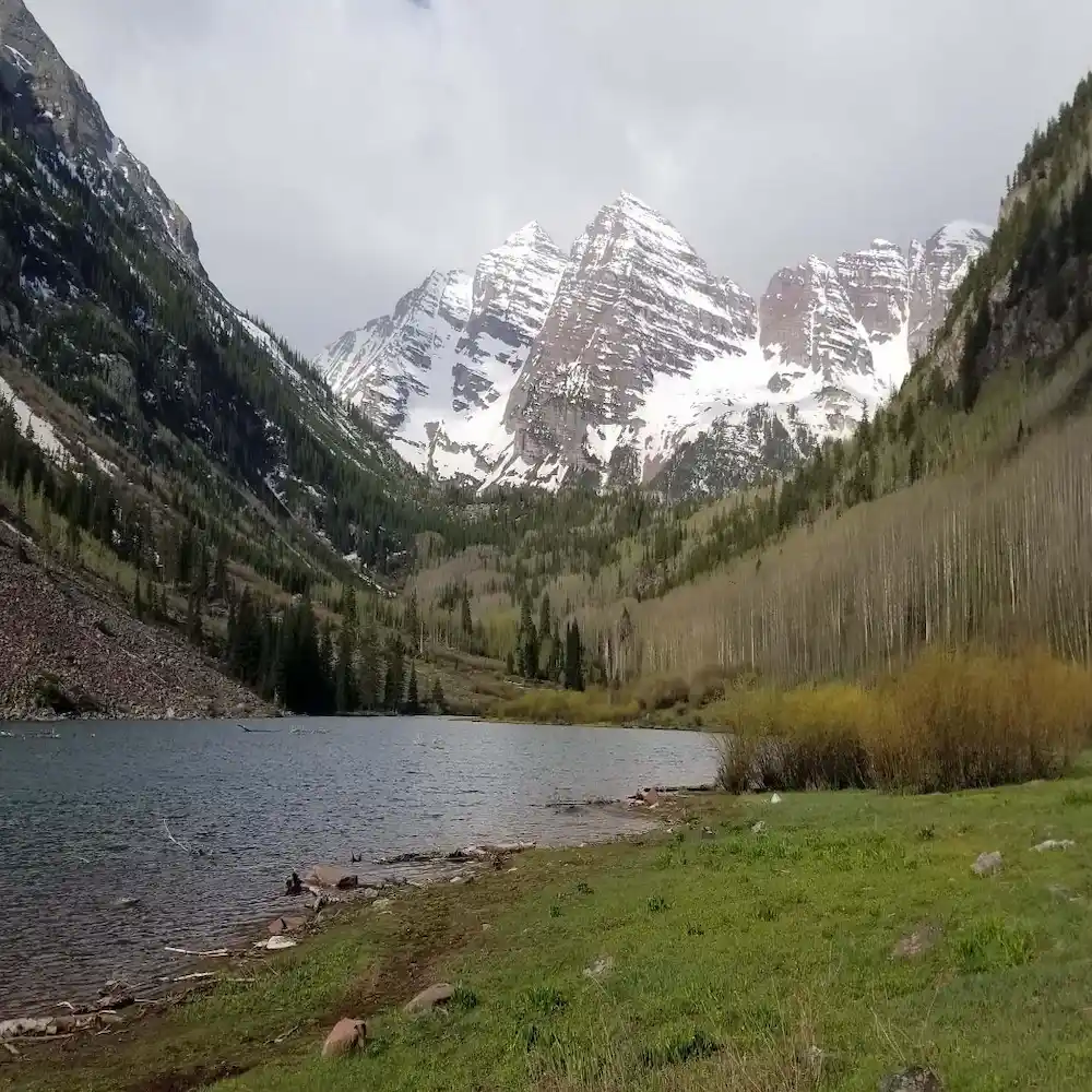 Maroon Bells Colorado landscape wooden jigsaw puzzle featuring mountain and alpine lake artwork